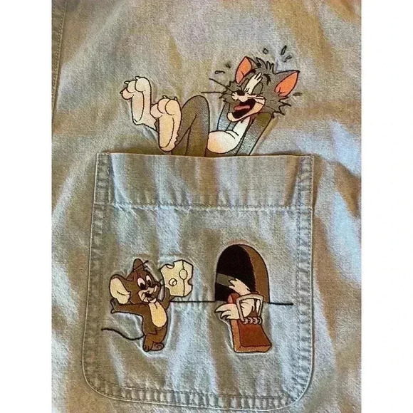 Vintage 90’s Looney Tunes Warner Bros. Studio Button Up Long Sleeve Shirt Size S - Picture 2 of 5